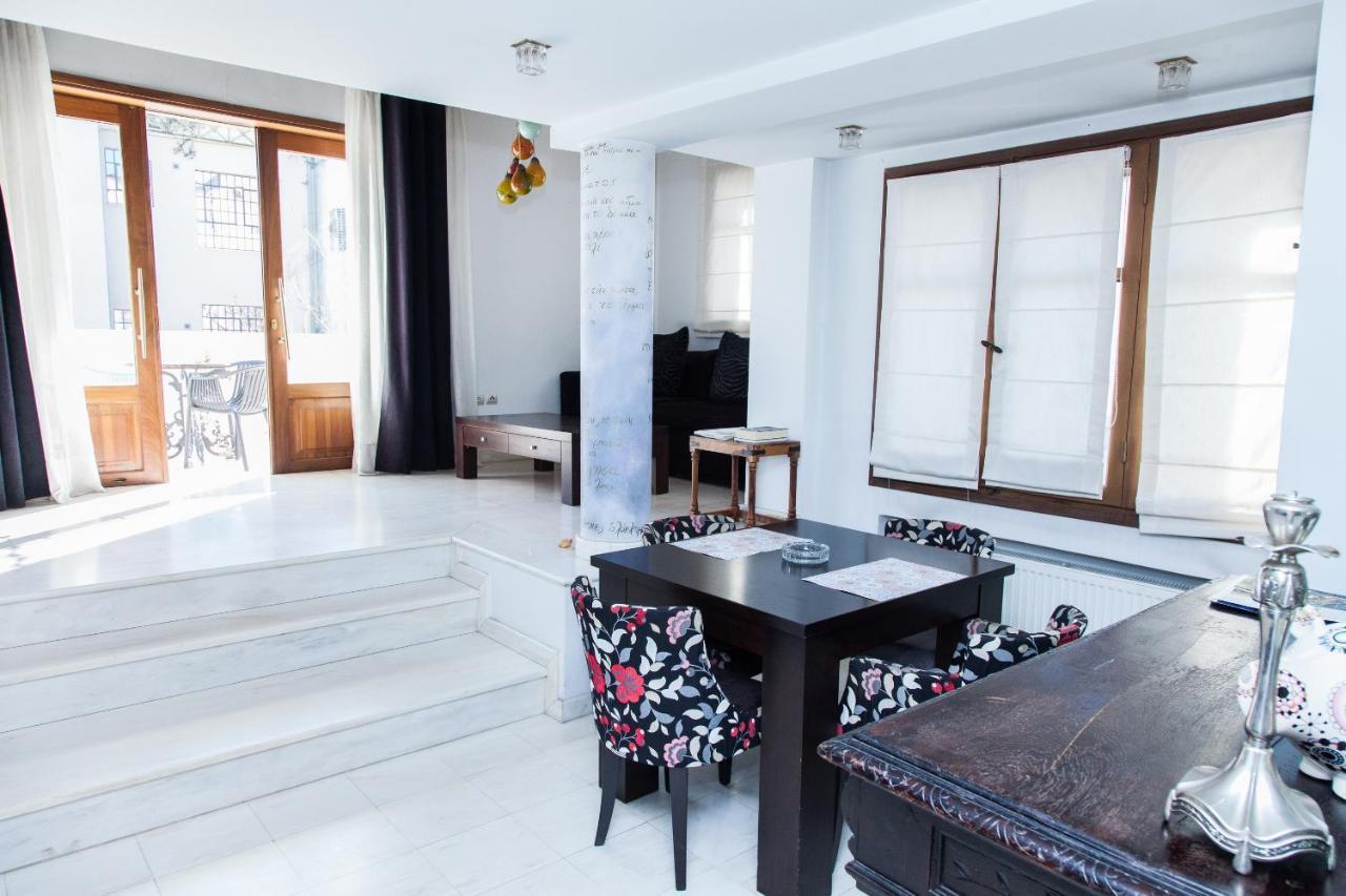 Unique Apt W/ Veranda Walking Distance To Sites Lejlighed Athen Eksteriør billede